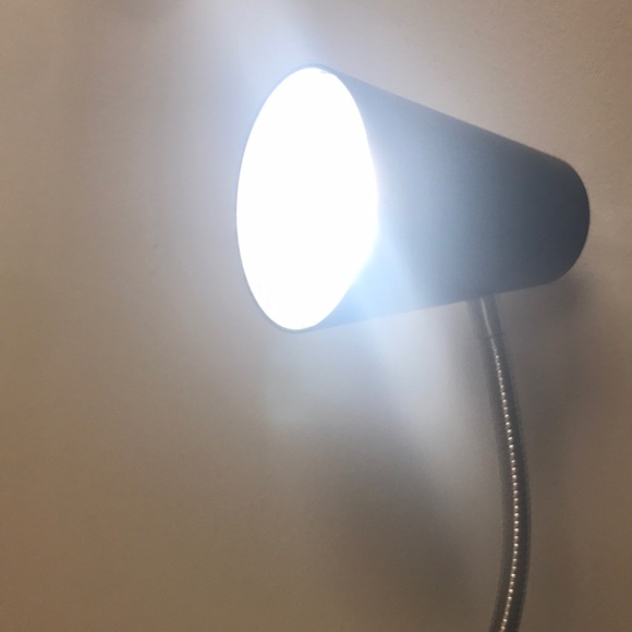 Reading Light - Picture 3 of 3